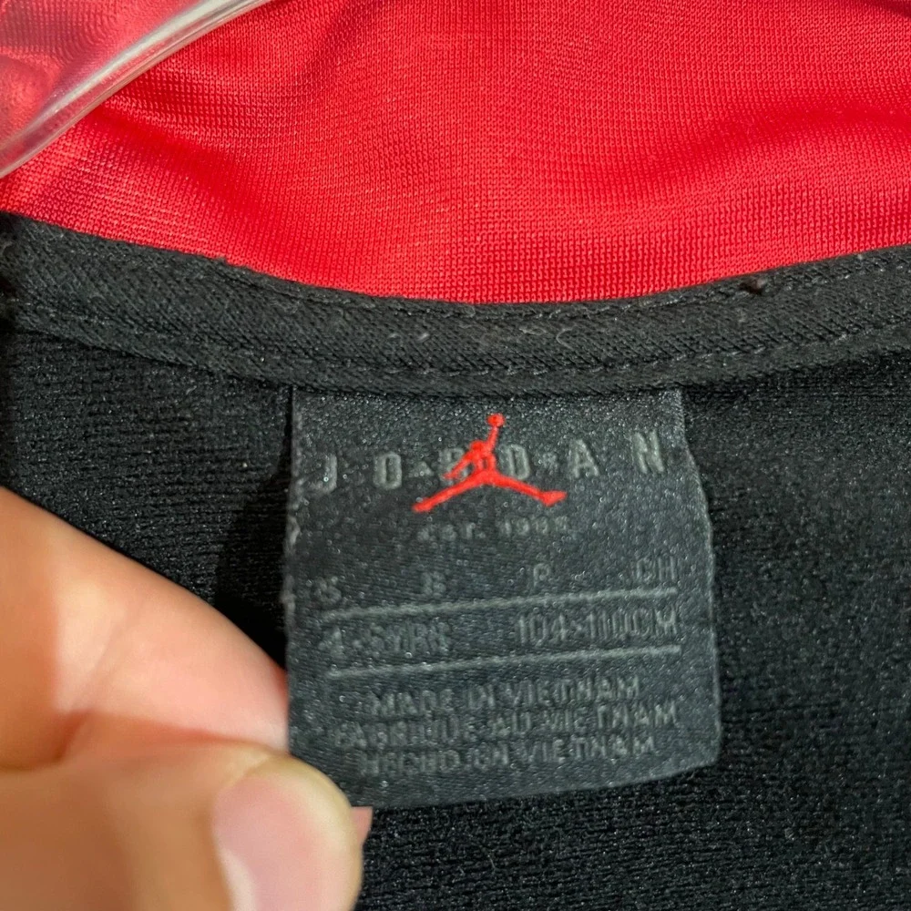 Air Jordan Red Black Gray Athletic Full Zip Track Jacket Kids Youth‎ Size Small